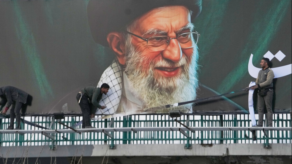 Isten nevében a nép ellen: Ali Hamenei kíméletlen mérlege