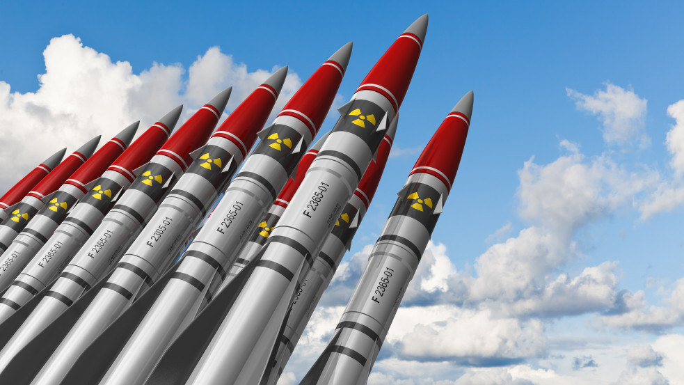 Atomháború: megegyeztek a nagyhatalmak