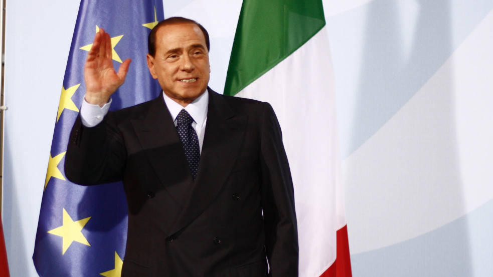 Az olasz politikába való visszatérését tervezgeti Silvio Berlusconi