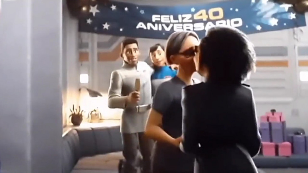 Leszbikus csók az új Toy Story-filmben: 14 ország tiltotta be a Disney új érzékenyítő akcióját