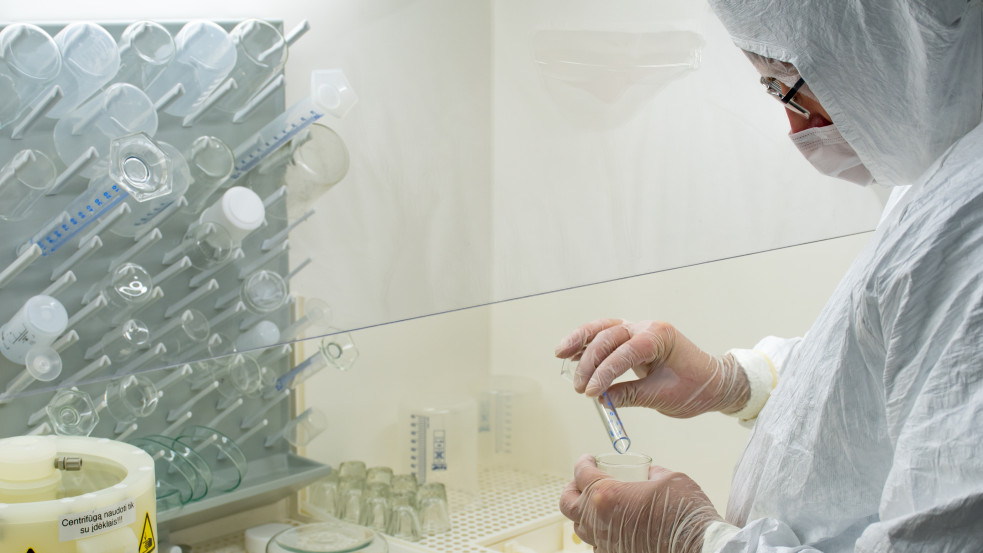 Ismét gyors ütemben nő a fertőzöttek száma Magyarországon