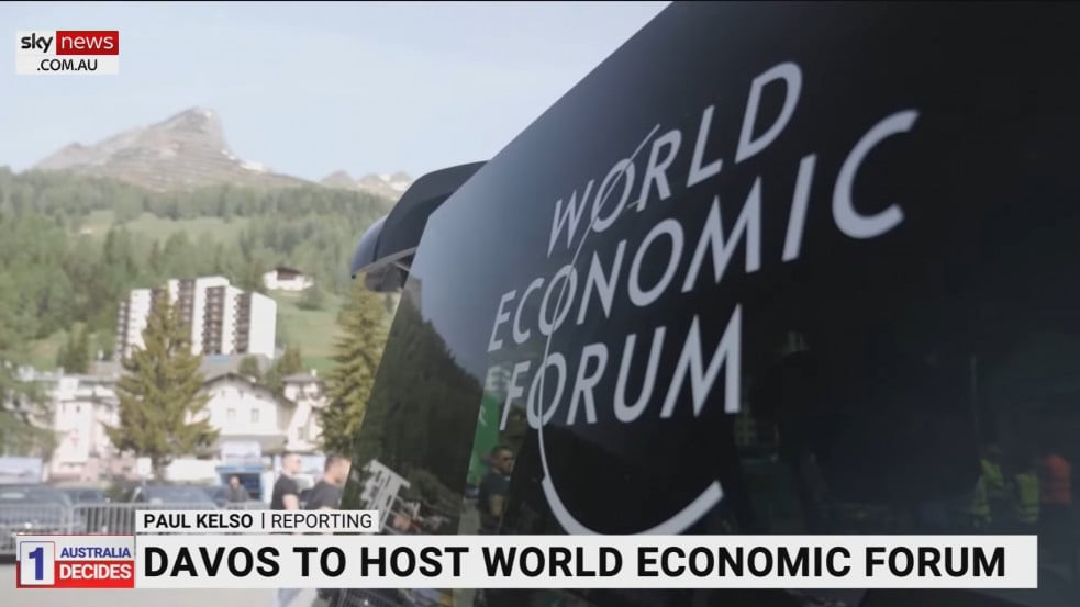 Milliárdosok tüntetnek Davosban, hogy adóztassák meg őket