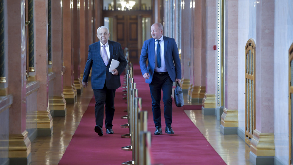 Megállapodás hiányában a házelnök tesz javaslatot a tisztségekre