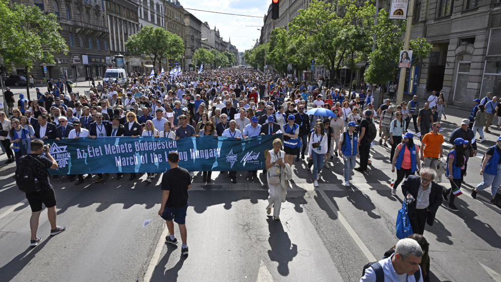 A soha többé most van: ezrek vonultak fel az Élet menetén - videó