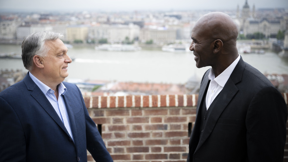 Evander Holyfield világklasszis ökölvívót fogadta Orbán Viktor