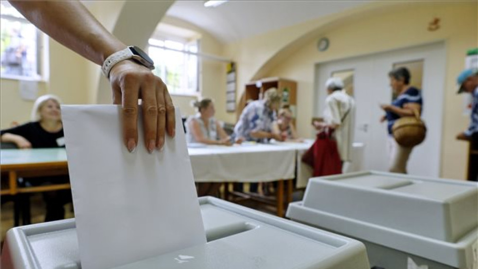 Ezzel a két politikussal van tele az európai sajtó, mióta vége az EP-választásnak