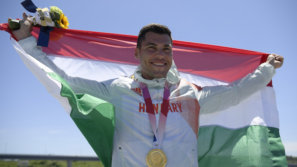 Egy hajszálon múlott, de megvan: Tótka Sándor aranyérmes a sprintversenyben - videó