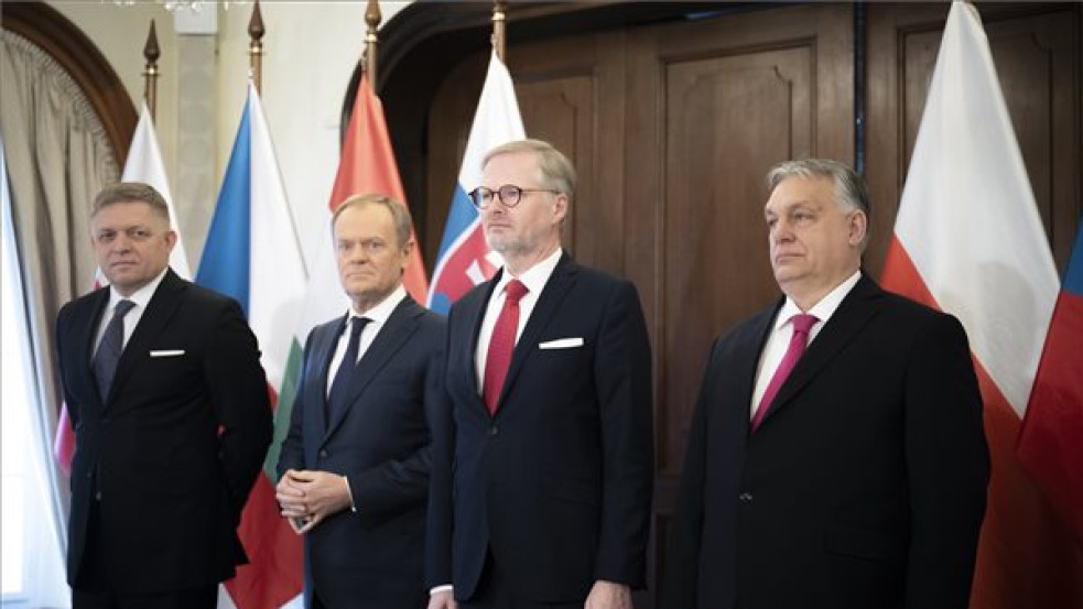 Odáig fajult a vita a V4-csúcson, hogy Tusk és Fiala kiabálni kezdett Orbánnal