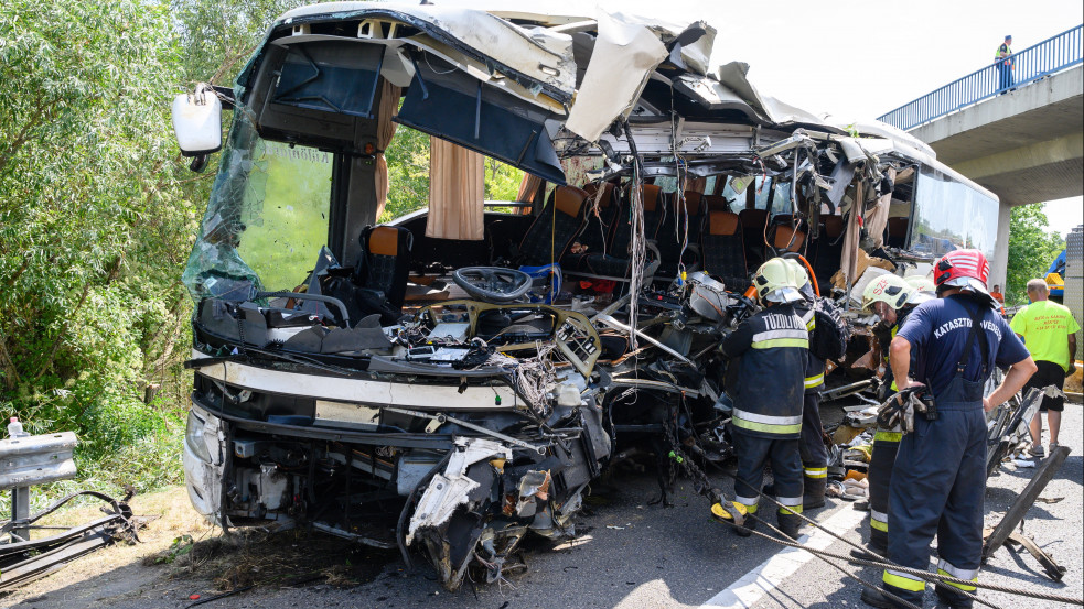 Újabb részletek láttak napvilágot a hétvégi busztragédiáról