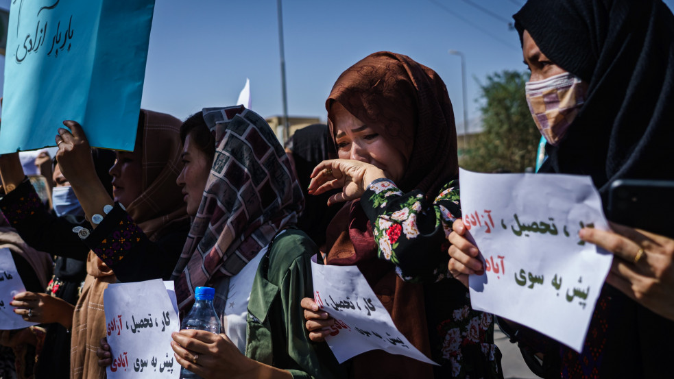 (18+) „Szerencséd, hogy nem lettél lefejezve” - hiába ígértek sajtószabadságot a tálibok, hamar csattant az ostor az újságírókon