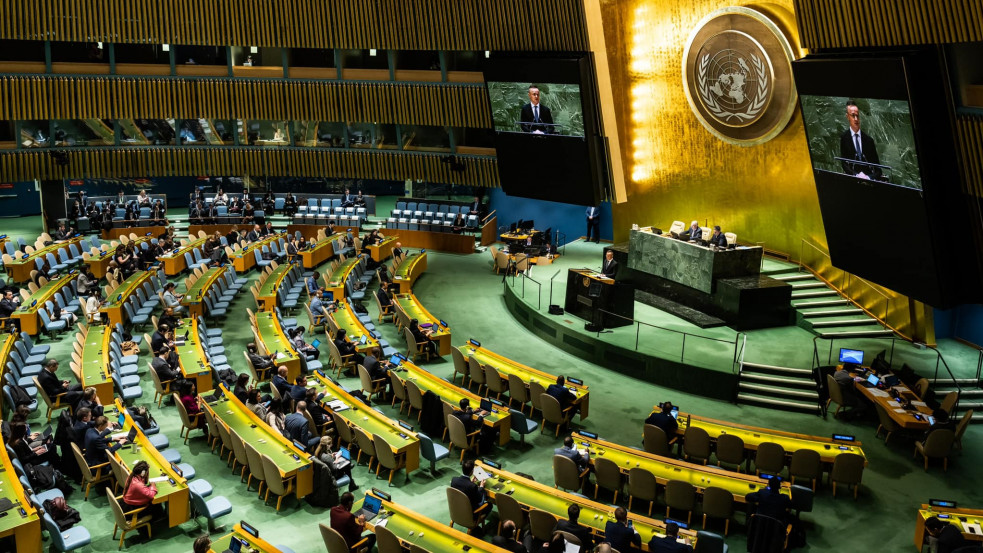 „Törekedjenek a békére” – háborúellenes határozatot fogadott el az ENSZ