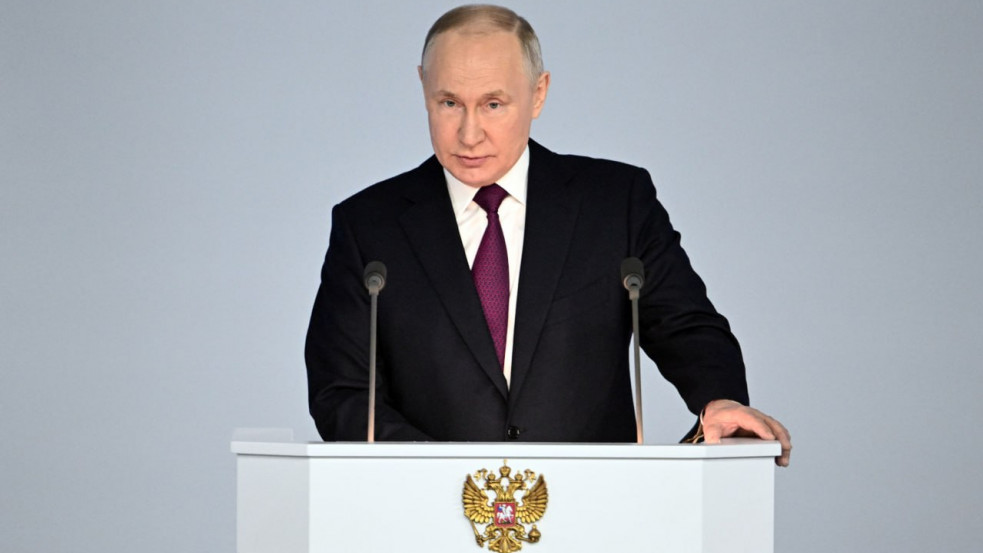 Putyin: a házasság egy férfi és egy nő szövetsége, de nyugaton még a pedofíliát is normálisnak állítják be