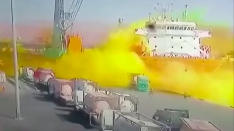 Halálos gáz szabadult ki egy jordániai kikötőben