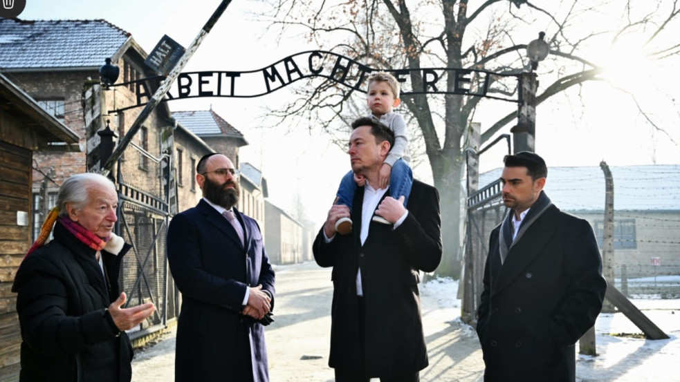 Auschwitzban tett látogatást Elon Musk