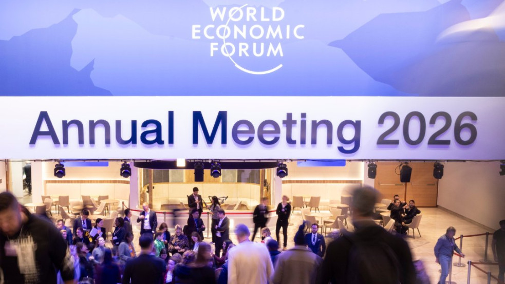 Evakuálni kellett a davosi csúcstalálkozó helyszínét - ez áll a hátérben