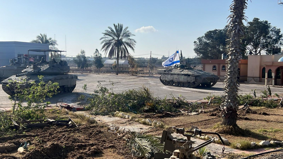 Percről percre: Rendkívüli támadást indított Rafah ellen Izrael, Biden tiltakozik