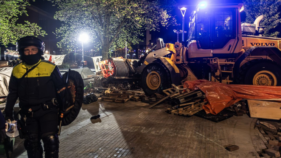 Erőszakba torkollt a „palesztinpárti” tüntetés Amszterdamban, 125 embert kellett letartóztatni - felvételek