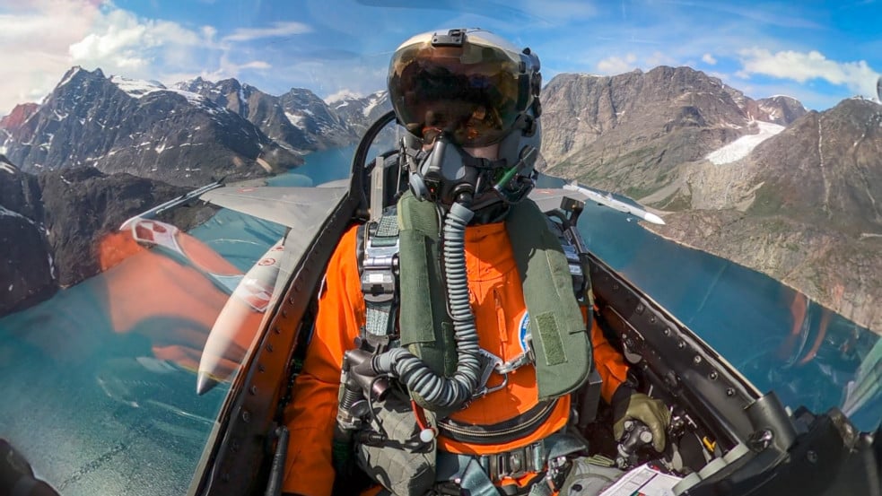 Dánia katonai egységeket vezényel Grönlandra