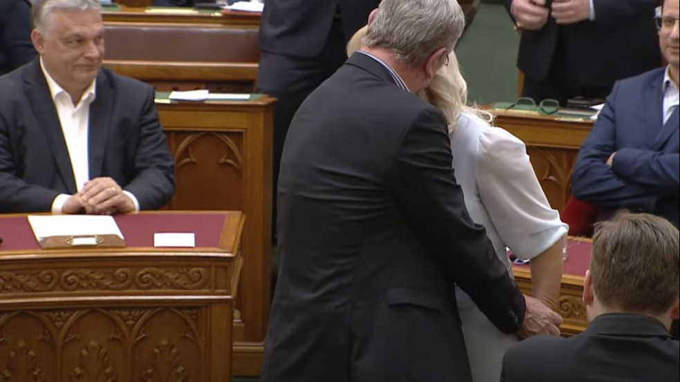 Akkorát joebidenezett Gyurcsány a parlamentben, hogy Orbán és Rogán sem bírta nevetés nélkül - videó