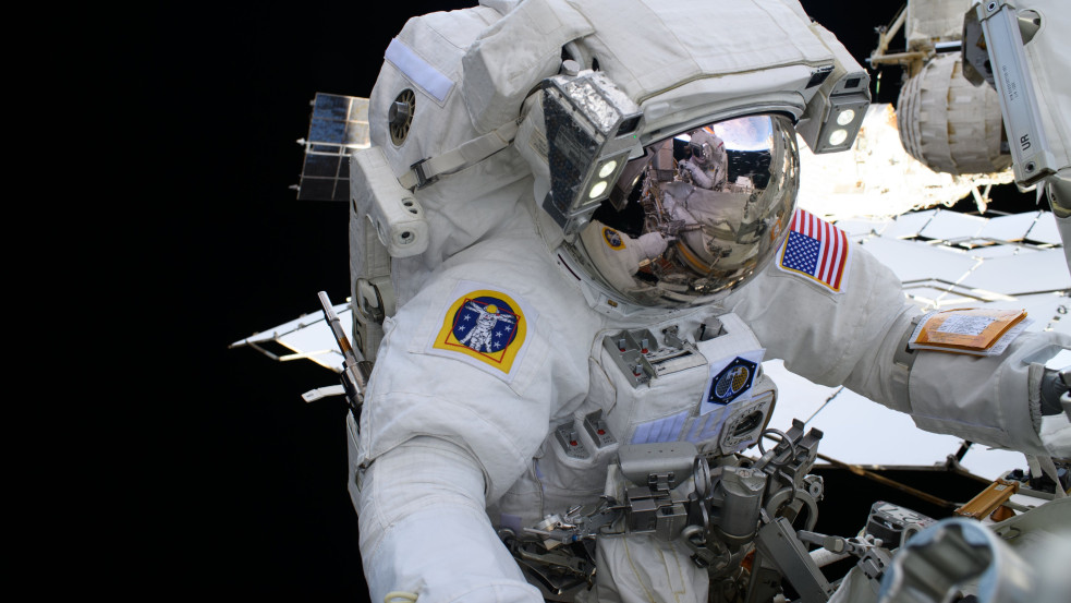 „Hirtelen jött, mint a villámcsapás” – Megnémult asztronauta miatt evakuálták a Nemzetközi Űrállomást