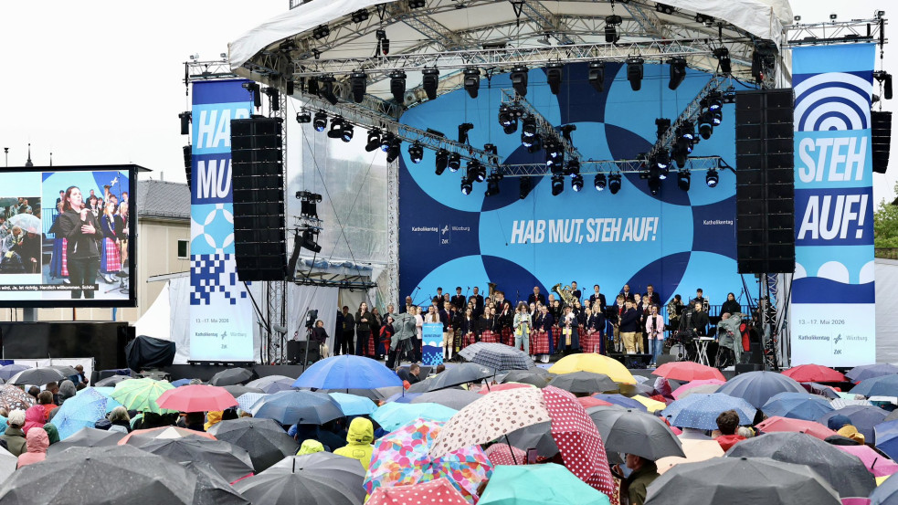 Jézus helyett „demokráciatemplom” és a Biblia „queer-olvasata” a német katolikus napon