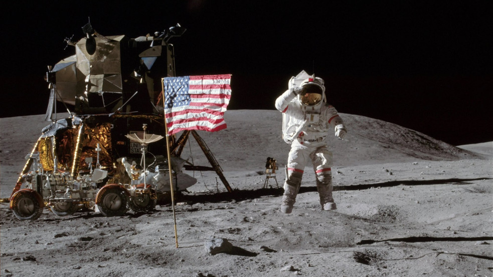NASA-igazgató: az Egyesült Államok hónapokban mérhető versenyt fut Kínával a Holdra szállásban