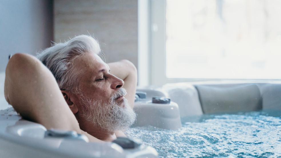 Jakuzzi - igaz wellnessélmény télen is (x)