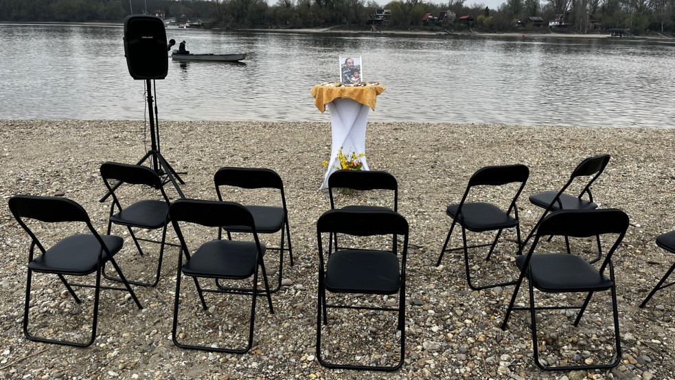 A Duna csendes sodrása (x)