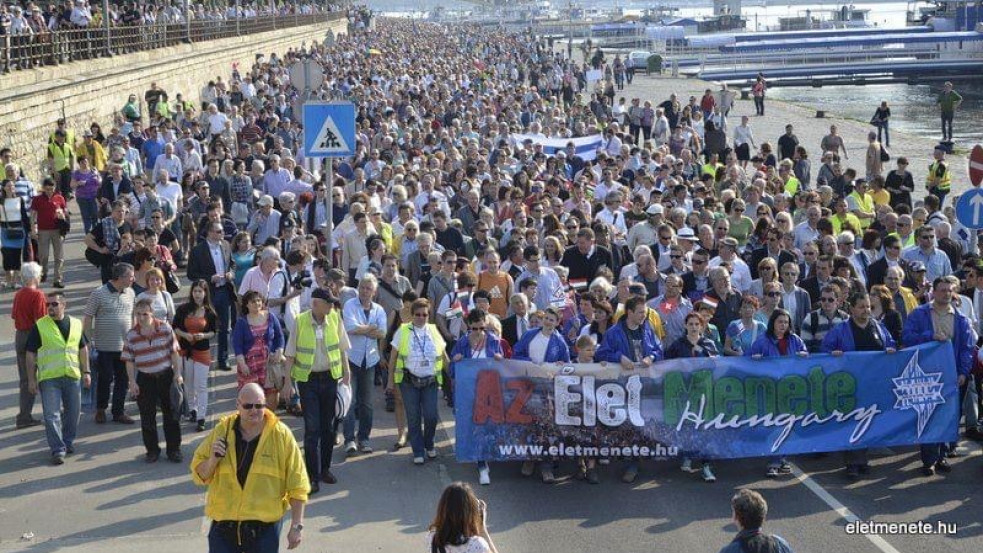 Gordon Gábor: „Jövőre 20 éve, hogy mi magyarok is menetelünk!”