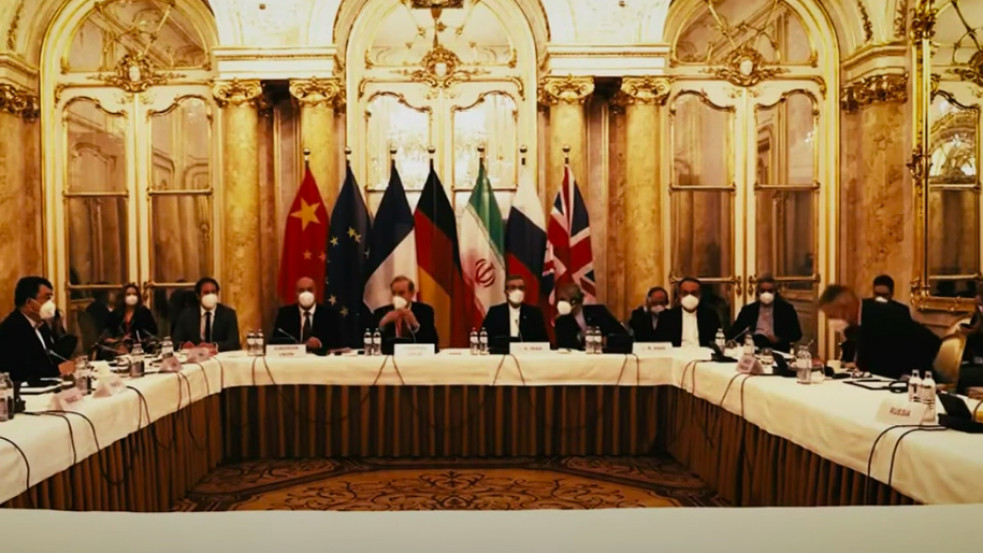 Amerikai diplomata: Irán már néhány hét alatt képes atombombát gyártani