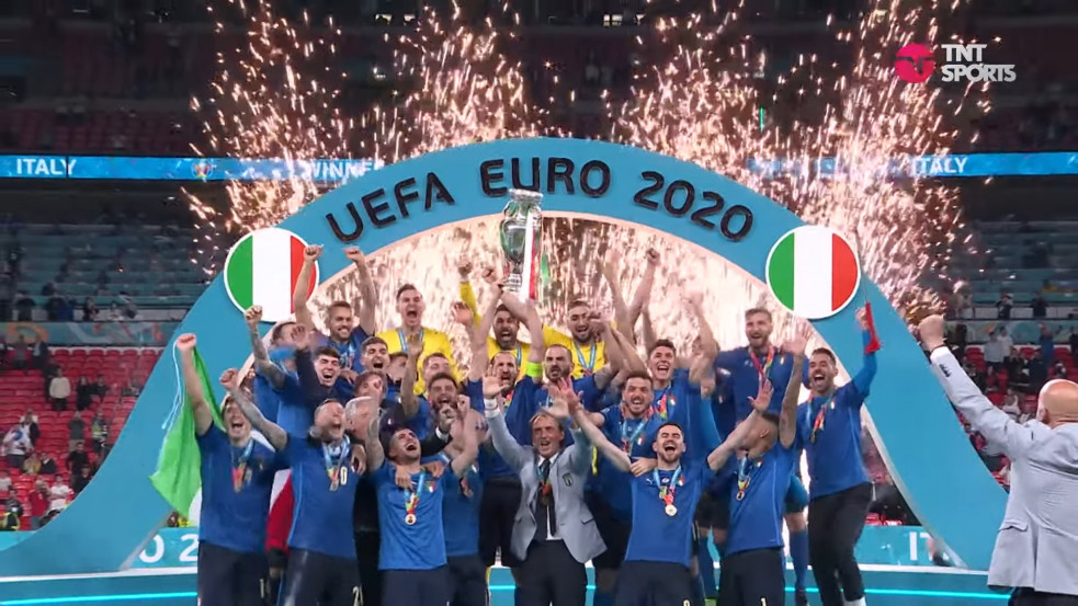 Olaszország nyerte a drámai EB-döntőt