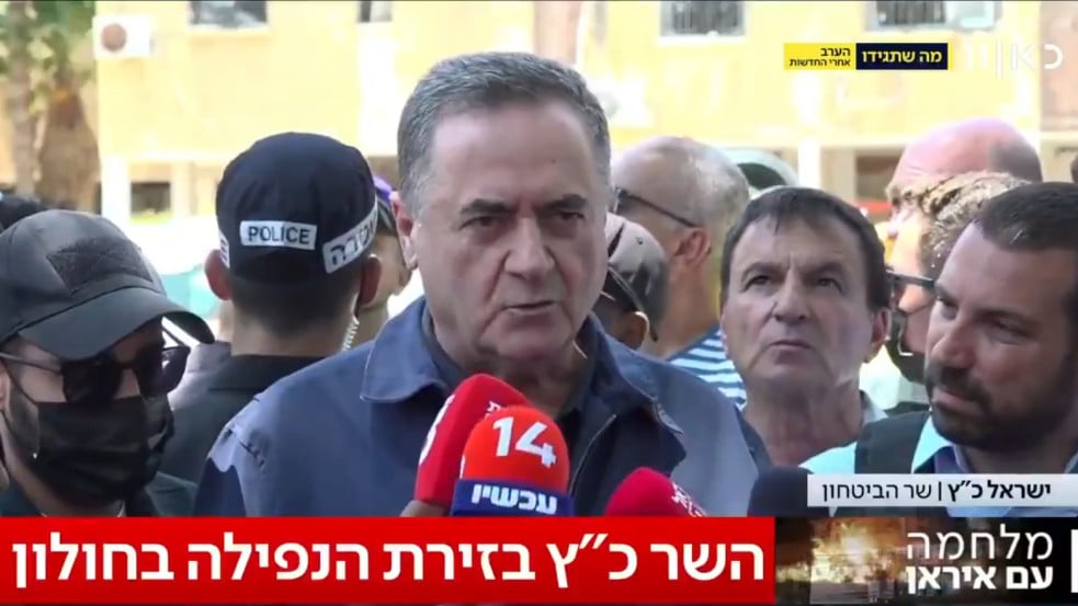 Izraeli védelmi miniszter: Hamenei korunk Hitlere. Nem maradhat életben!