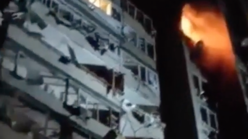 Drámai olvasói videó: találat ért egy lakóházat Kijev külvárosában