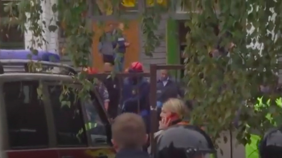 Frissítve: Iskolai lövöldözés történt Oroszországban, tizenhárman meghaltak