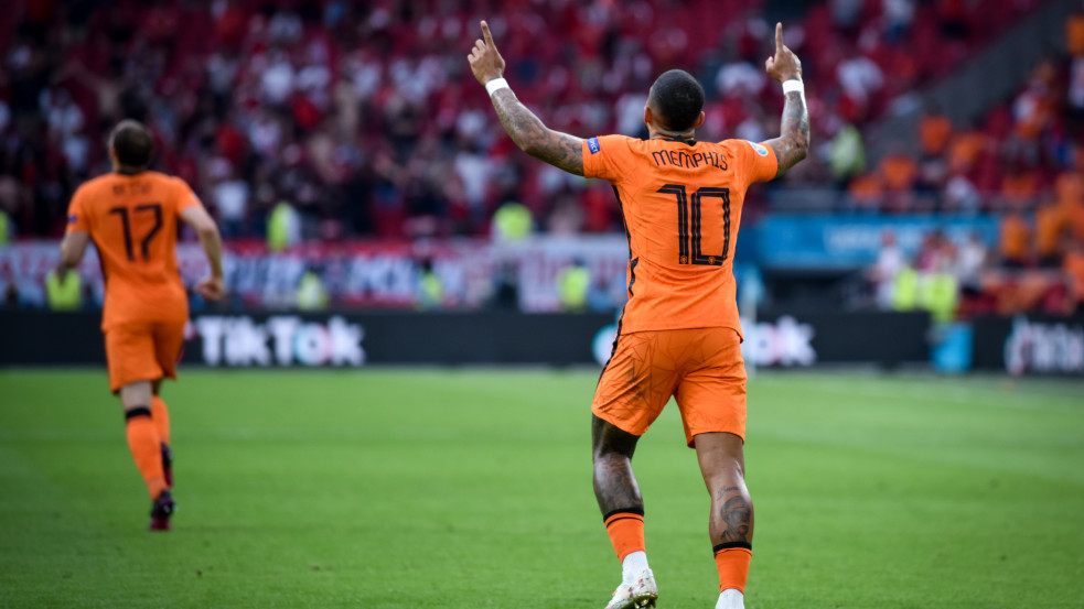 Holland válogatott futballisták Katarban: „közösen olvassuk a Bibliát”