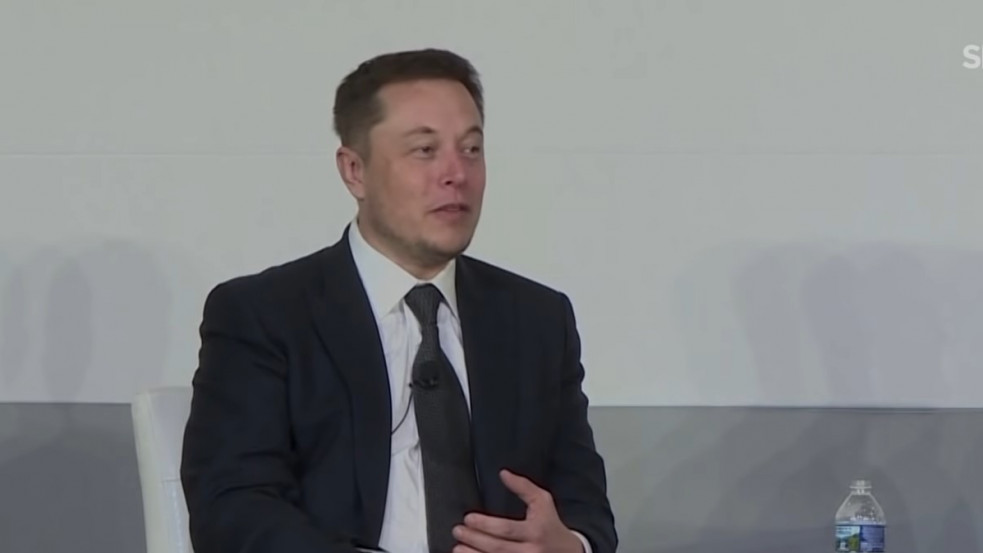 „Nem akarok közösséget vállalni vele” - Elon Musk transznemű fia kérelmet nyújtott be neve megváltoztatására 