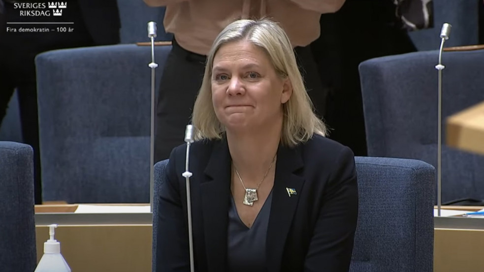 Egy héten belül másodszor is megválasztották Svédország első női kormányfőjét