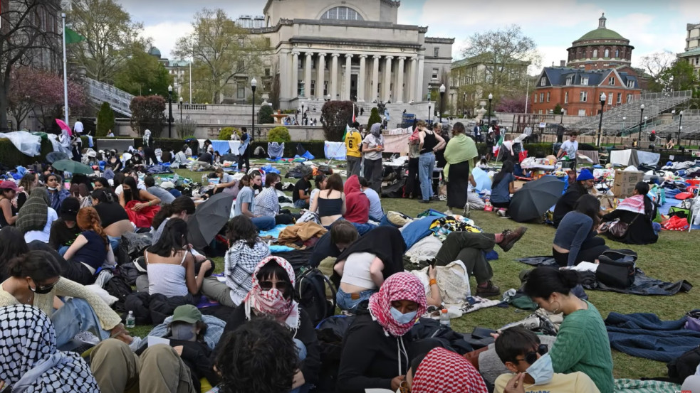 Már a Fehér Ház is elítélte a Columbia Egyetem előtt tomboló antiszemitizmust