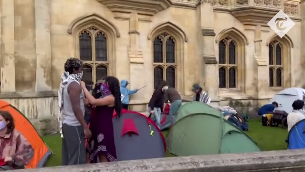 Őrület: Cambridge és Oxford is követi az amerikai Hamász-párti tüntetők példáját