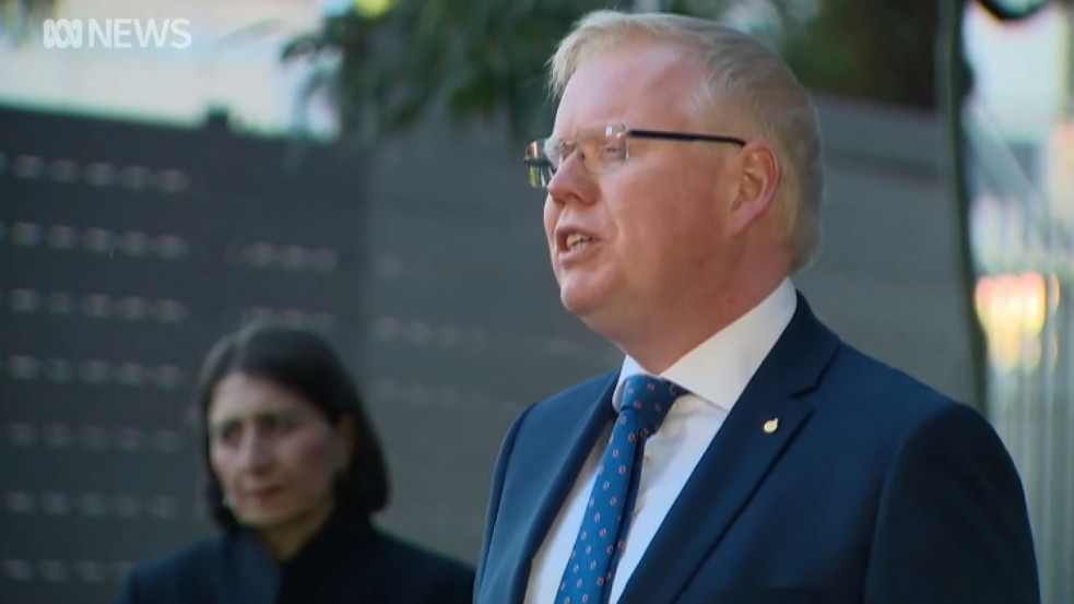 Tinédzser fiú szexuális zaklatásával vádolnak egy volt ausztrál minisztert