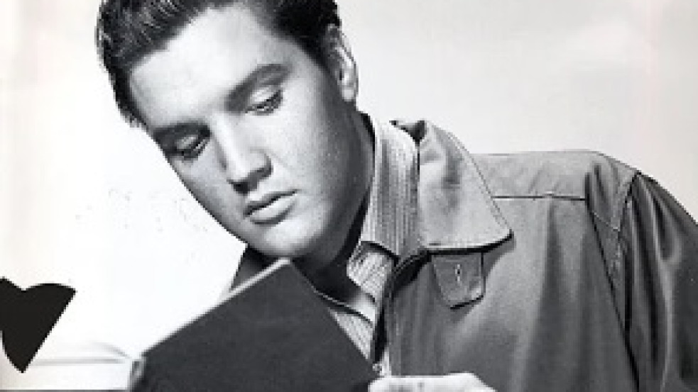 Eladva! 120 ezer dollárért kelt el Elvis Presley Bibliája