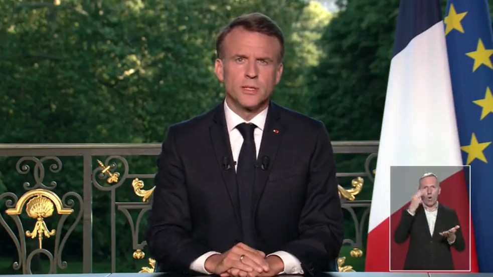 Óriási pofont kapott Macron, új választást fognak kiírni Franciaországban