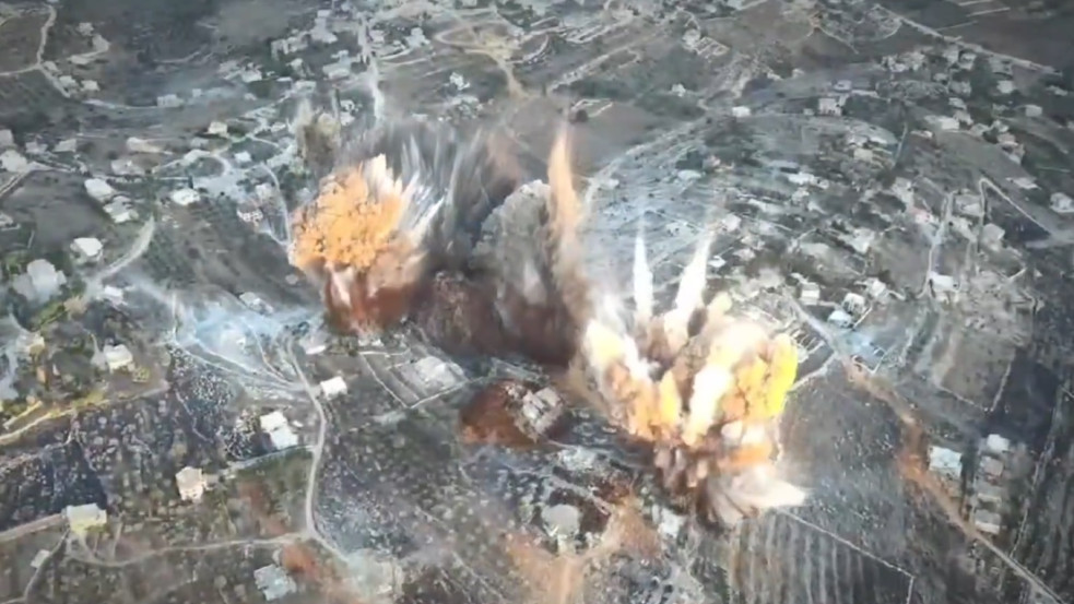 Több száz katonai célpontot bombázott Izrael Szíriában