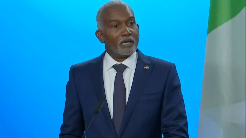 Nigéria külügyminisztere Trumpnak: Kizárt, hogy államilag támogatott vallási üldözés zajlana nálunk, tiltja az alkotmány