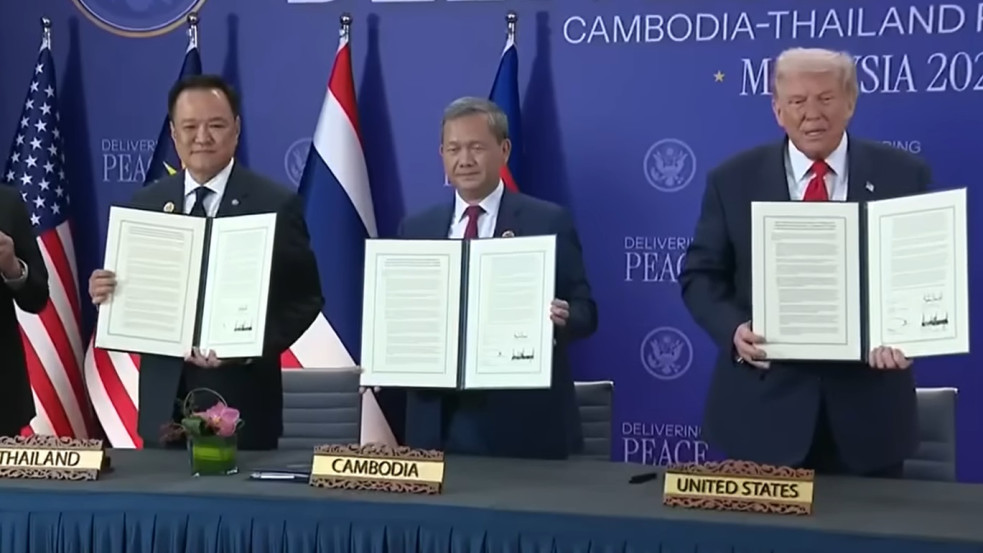 Trump ma odatelefonál, hogy összebékítse Thaiföldet és Kambodzsát, megint