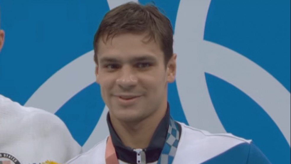 9 hónapra eltiltották az Oroszország mellett kiálló, kétszeres világbajnok úszót