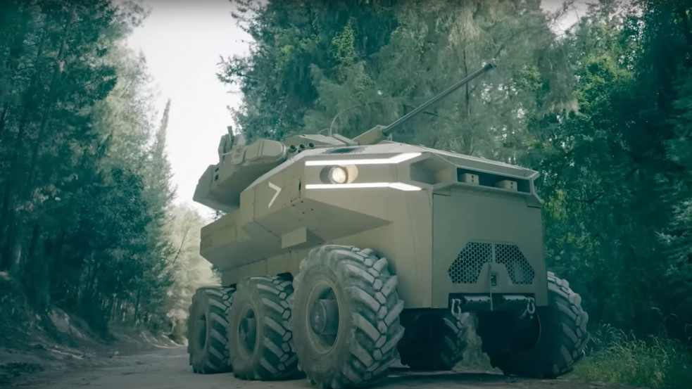 Videó: Izrael újabb csodafegyverrel, egy drónokkal ellátott, robotizált harckocsival állt elő