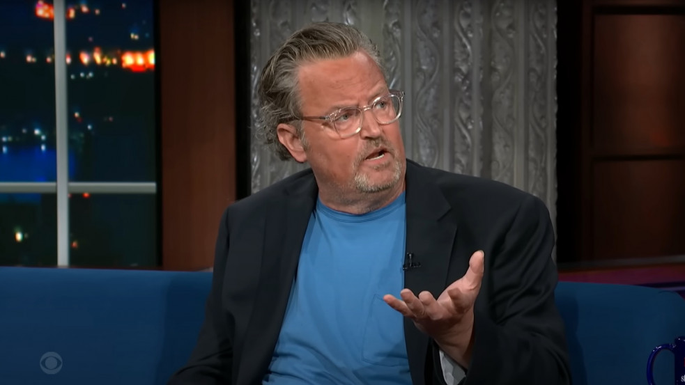 „Istenem, azt tehetsz velem, amit csak akarsz, csak kérlek, tégy híressé” - Matthew Perry élete első imájáról beszélt