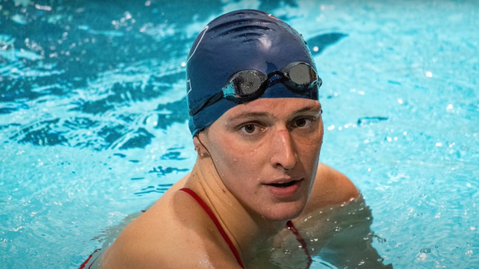 Esélyük sem volt a női sportolóknak: módosították a transznemű úszókra vonatkozó szabályokat Amerikában 