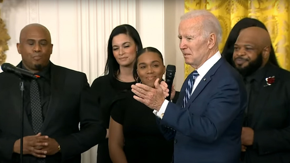 Biden: Lehet, hogy fehér srác vagyok, de nem vagyok hülye
